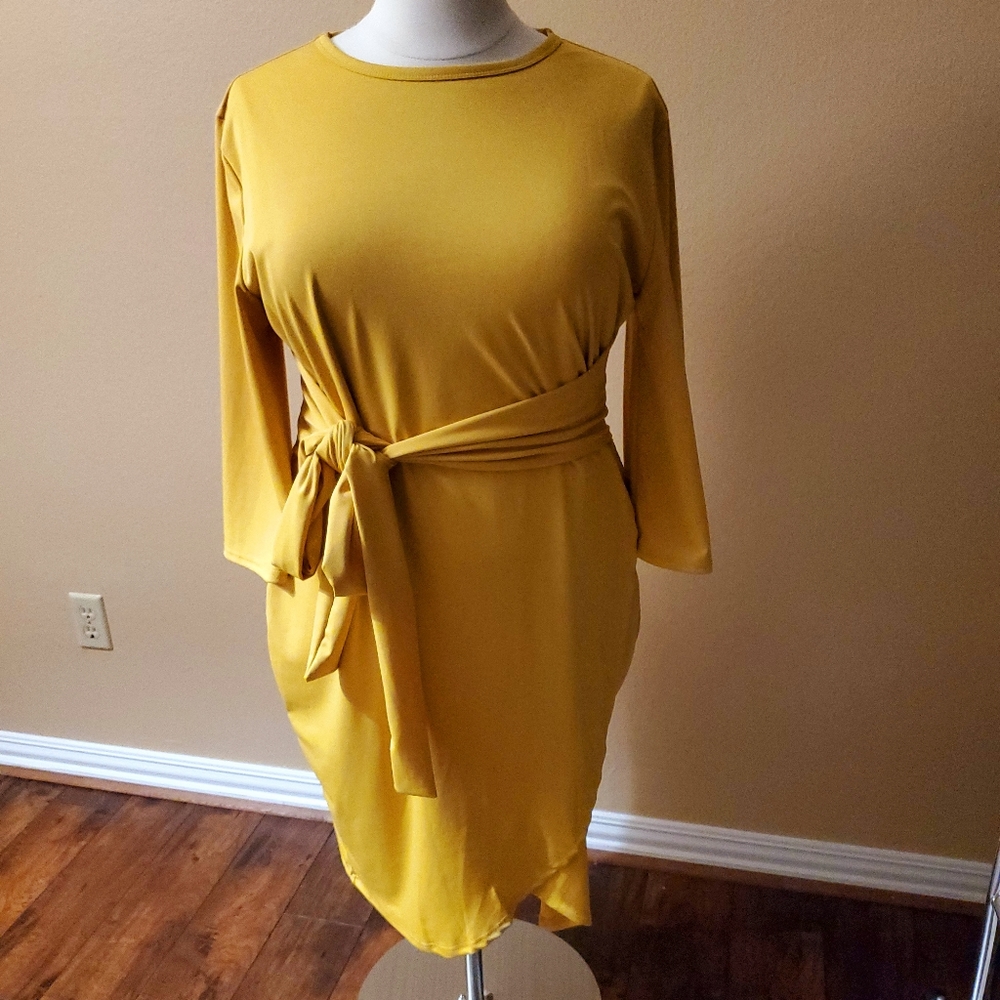 Sold out! PLUS Mustard Tulip Hem Dress